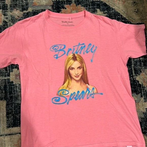 Britney Spears T-shirt Sz M (small) Pink 100% cotton - Picture 1 of 3
